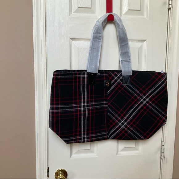 Victoria’s Secret Plaid Tote Bag NWT - Picture 6 of 6